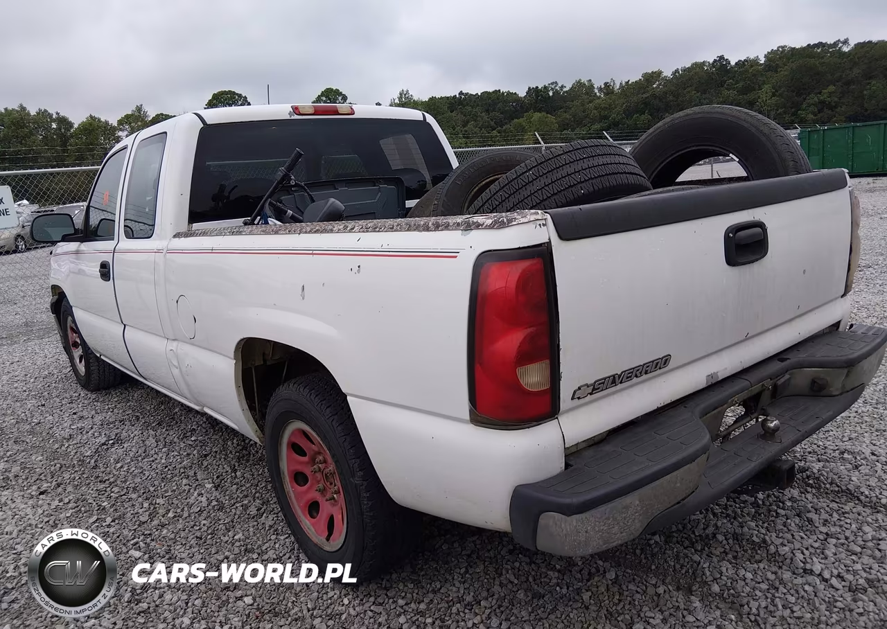 2007 Chevrolet Silverado 1500 Classic Work Truck VIN:1GCEC19X47Z131442 - 3