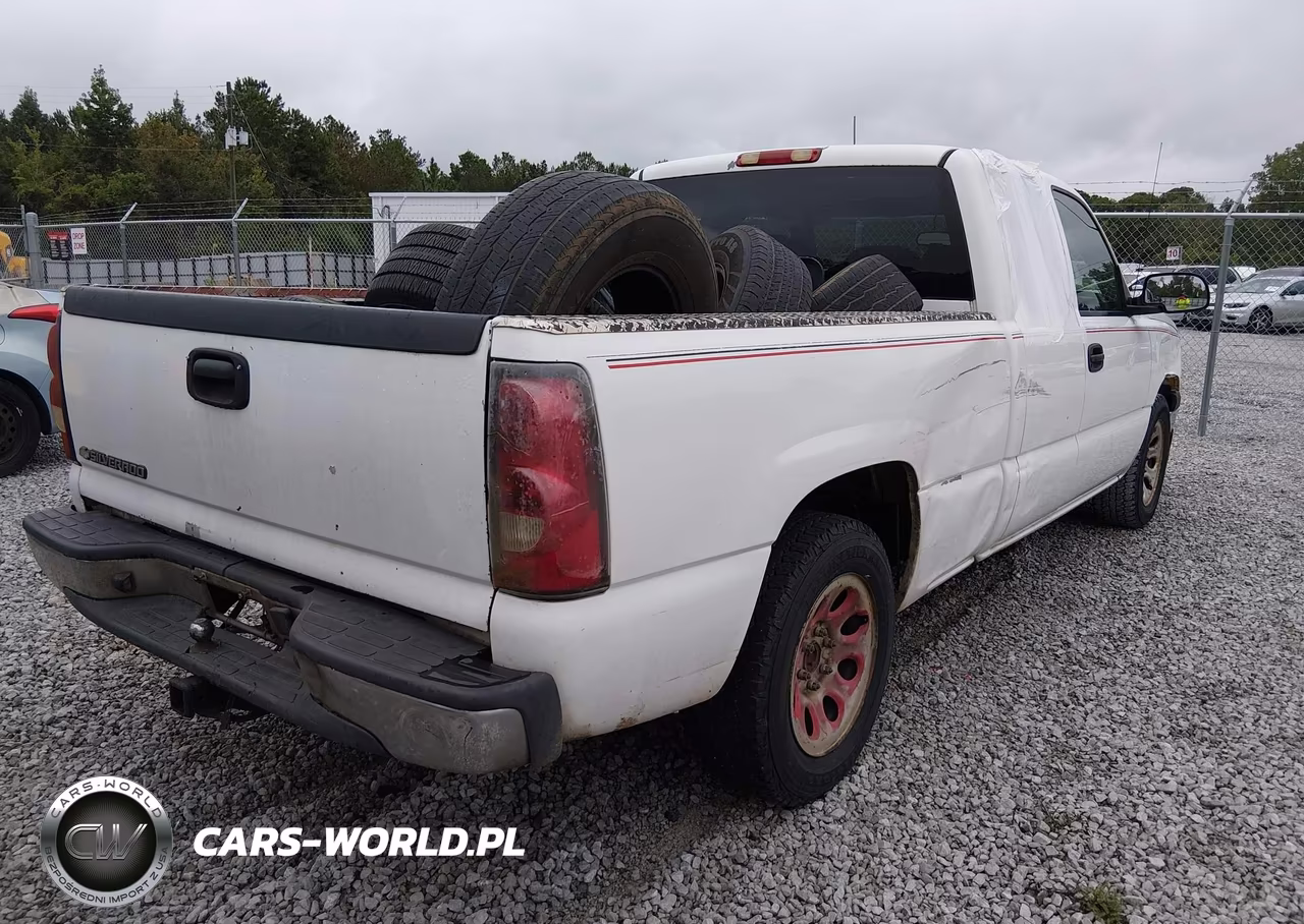 2007 Chevrolet Silverado 1500 Classic Work Truck VIN:1GCEC19X47Z131442 - 4
