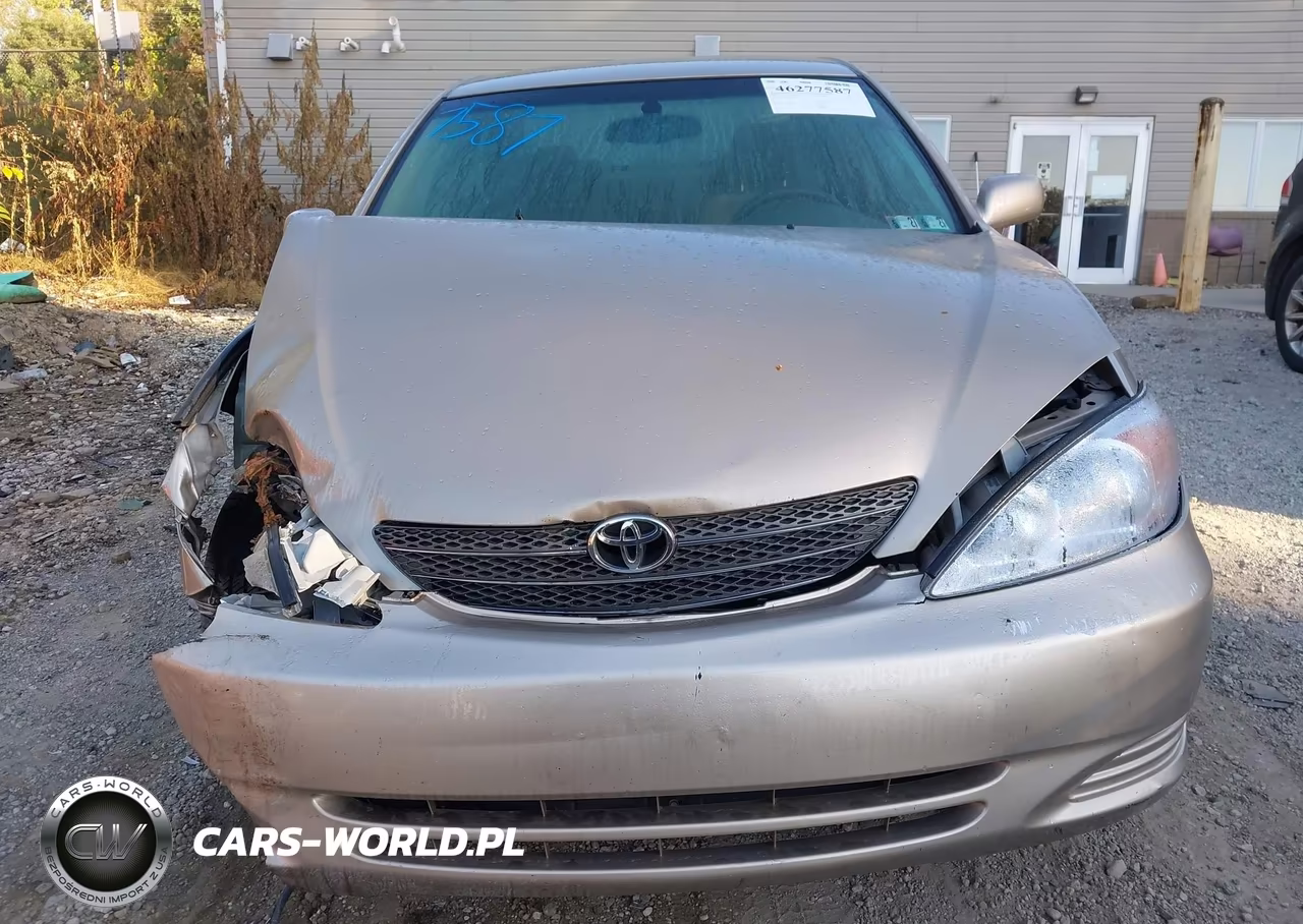 2002 Toyota Camry Xle VIN:4T1BE32K12U632989 - 12