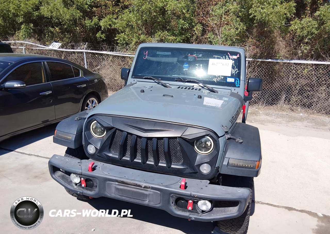 2015 Jeep Wrangler Unlimited Sport VIN:1C4BJWDG5FL537339 - 12
