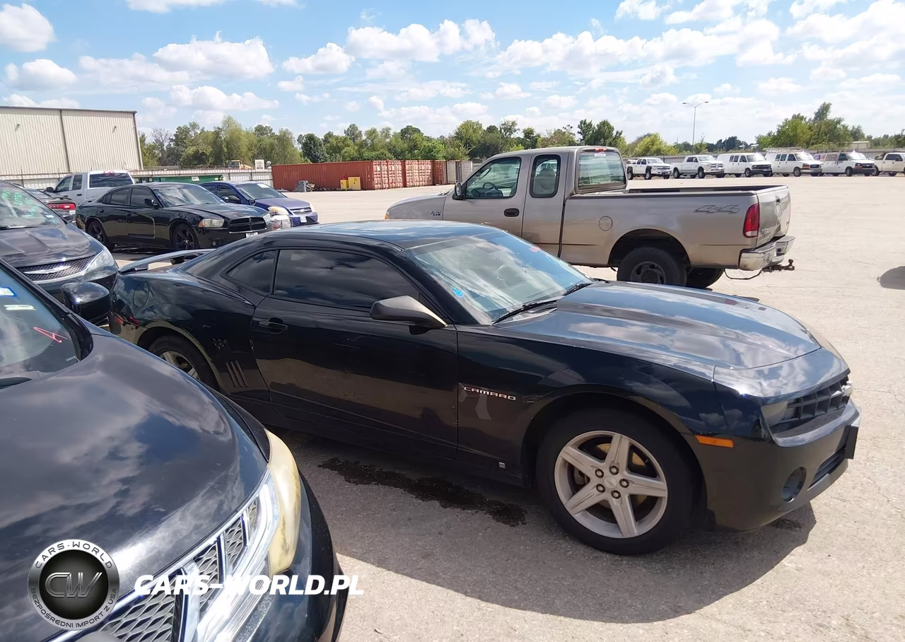 2010 Chevrolet Camaro 1Lt VIN:2G1FB1EV4A9132113 - 13
