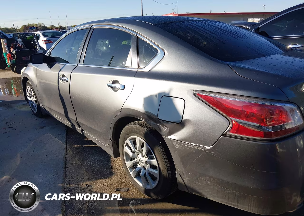 2015 Nissan Altima 2.5 S VIN:1N4AL3AP6FN339968 - 6
