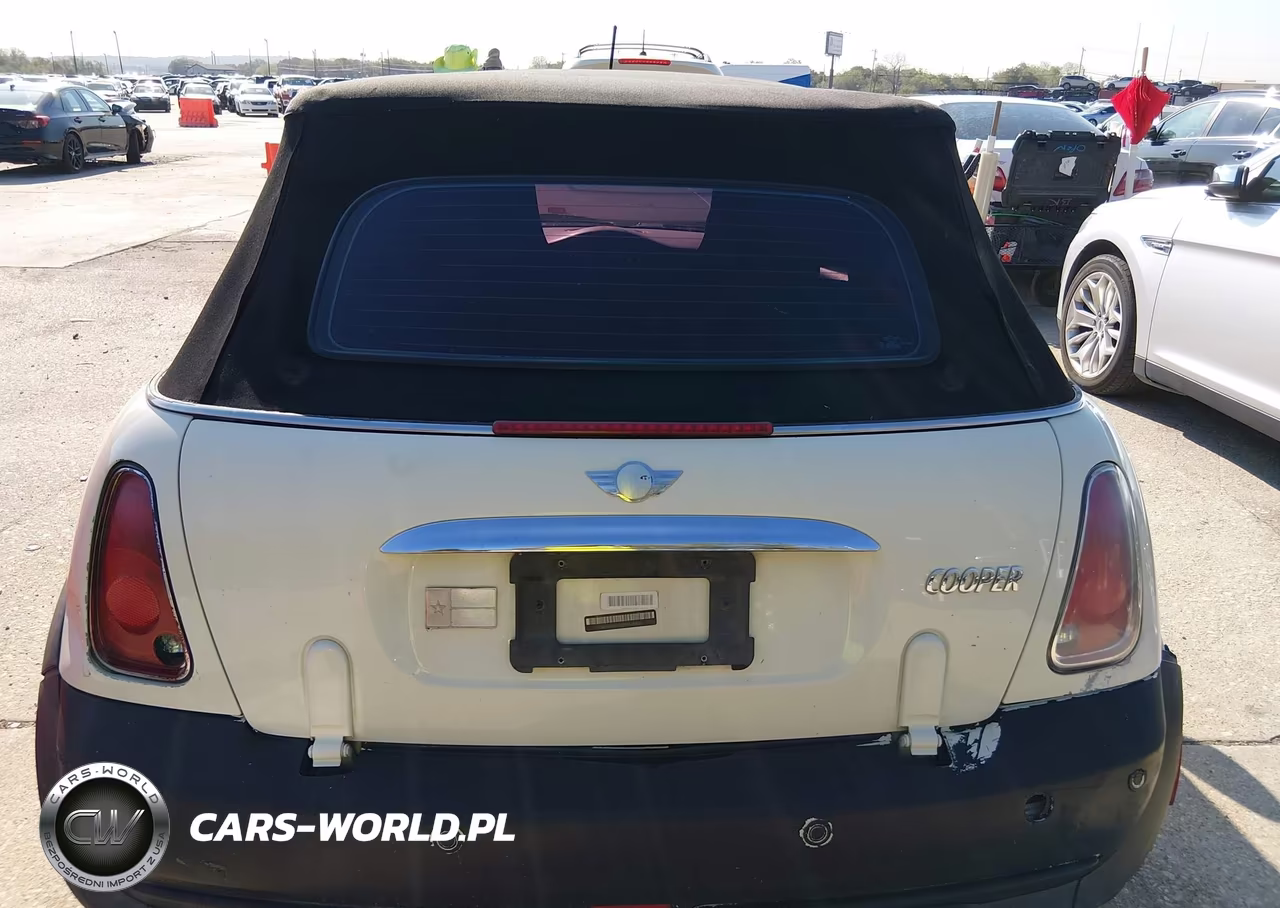 2007 Mini Cooper VIN:WMWRF33527TF66376 - 16