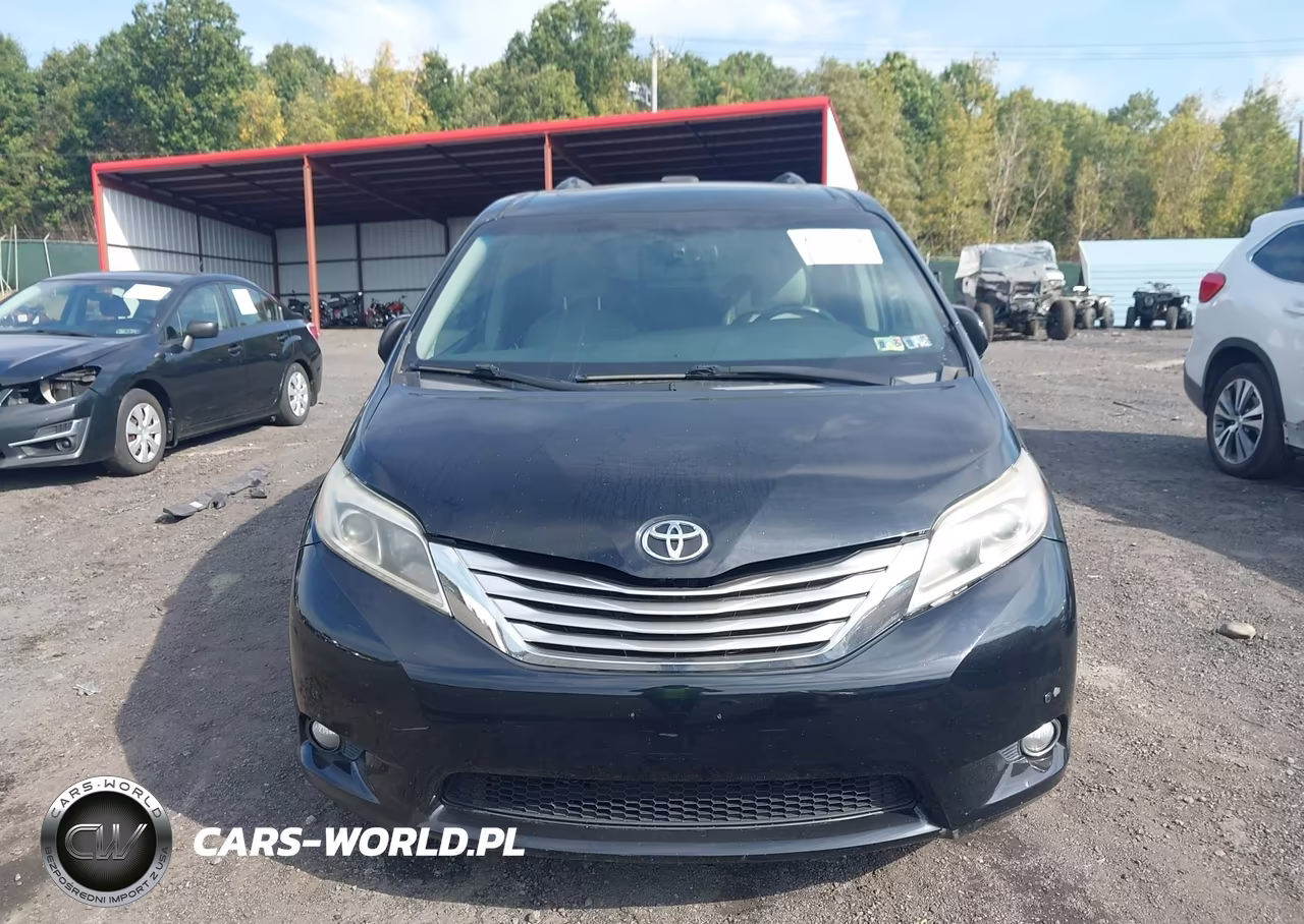 2017 Toyota Sienna Limited Premium 7 Passenger VIN:5TDDZ3DC9HS146662 - 12