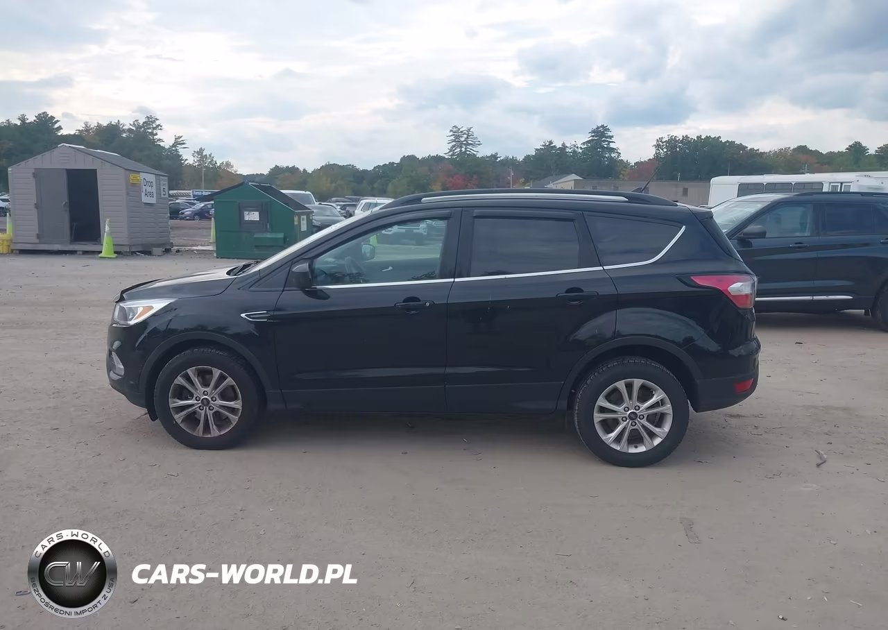 2018 Ford Escape Se VIN:1FMCU9GD1JUD01056 - 14