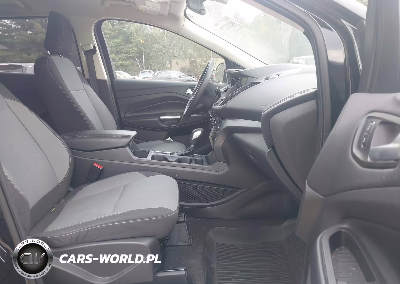 2018 Ford Escape Se VIN:1FMCU9GD1JUD01056 - 5