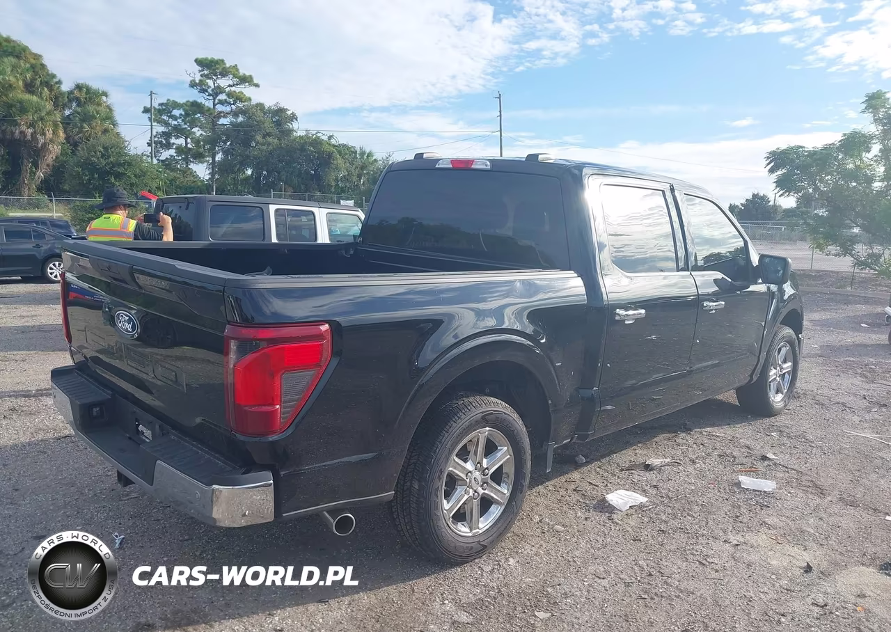 2025 Ford F-150 Xlt VIN:1FTEW3K50SKD67793 - 4
