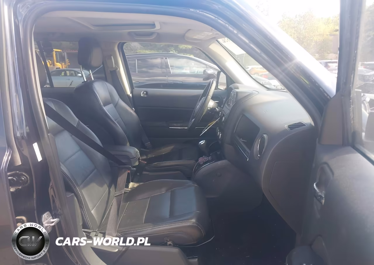 2011 Jeep Patriot Latitude X VIN:1J4NF4GB1BD191811 - 5