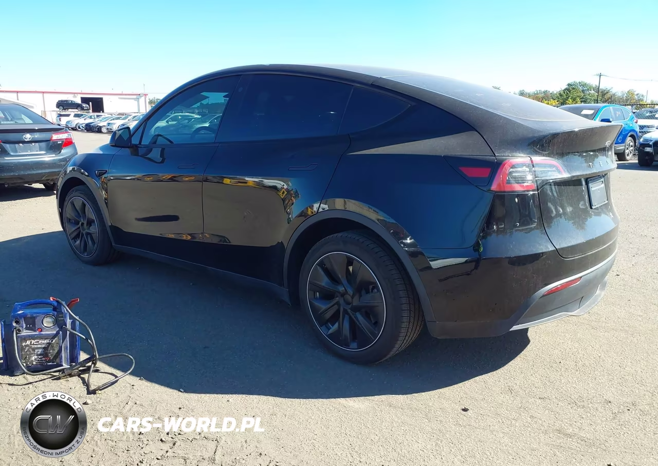 2023 Tesla Model Y Awd-Long Range Dual Motor All-Wheel Drive VIN:7SAYGDEEXPA027342 - 3