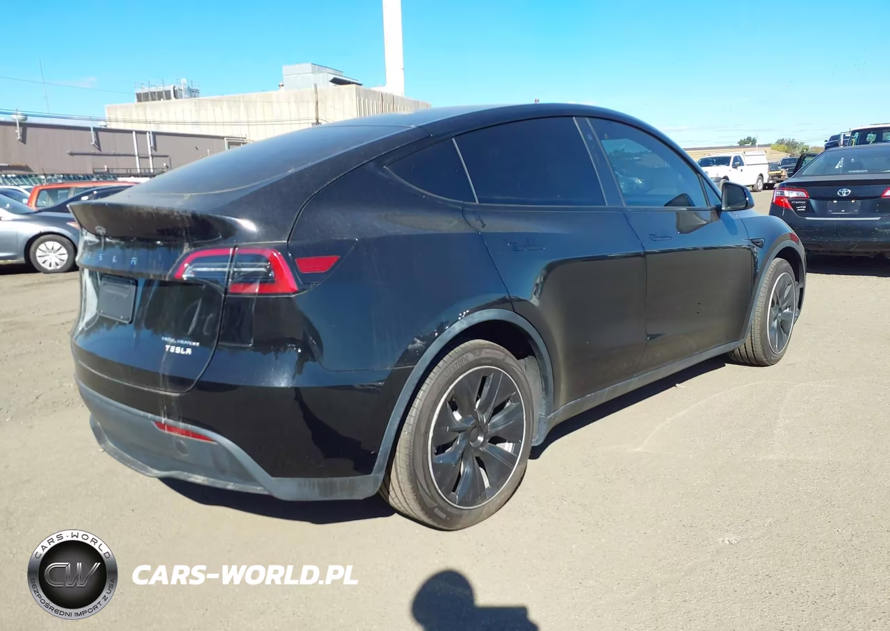 2023 Tesla Model Y Awd-Long Range Dual Motor All-Wheel Drive VIN:7SAYGDEEXPA027342 - 4