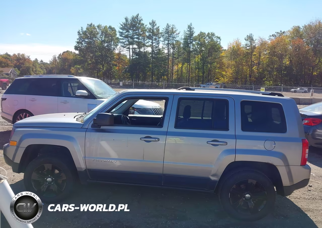 2016 Jeep Patriot High Altitude Edition VIN:1C4NJRFB3GD768316 - 14