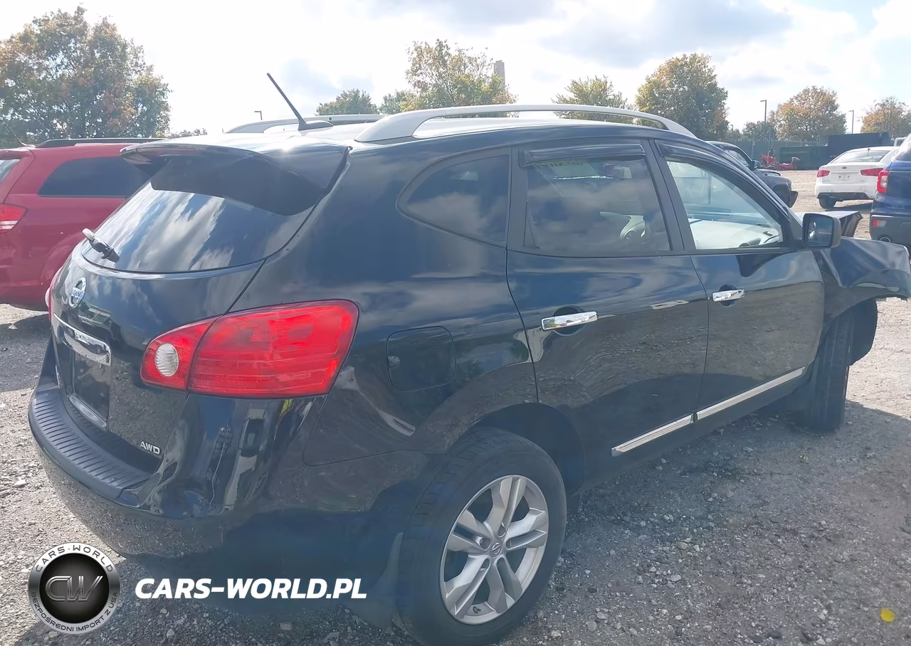 2015 Nissan Rogue Select S VIN:JN8AS5MV0FW753412 - 4