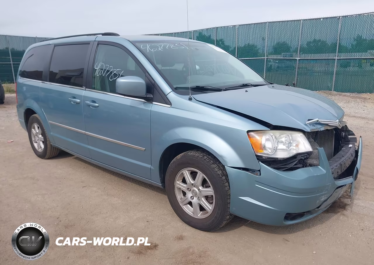 2010 Chrysler Town & Country Touring