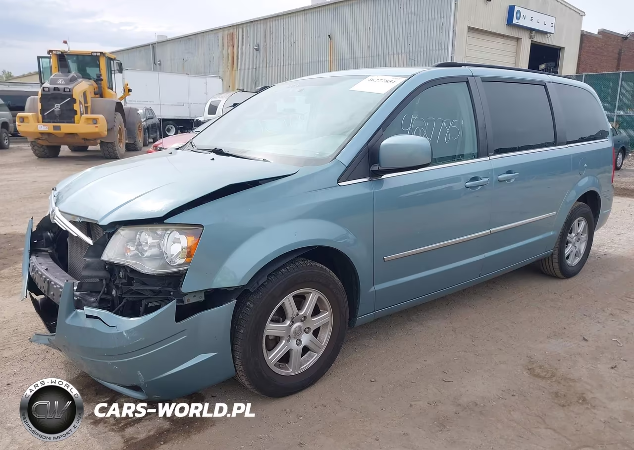 2010 Chrysler Town & Country Touring VIN:2A4RR5D17AR319233 - 2