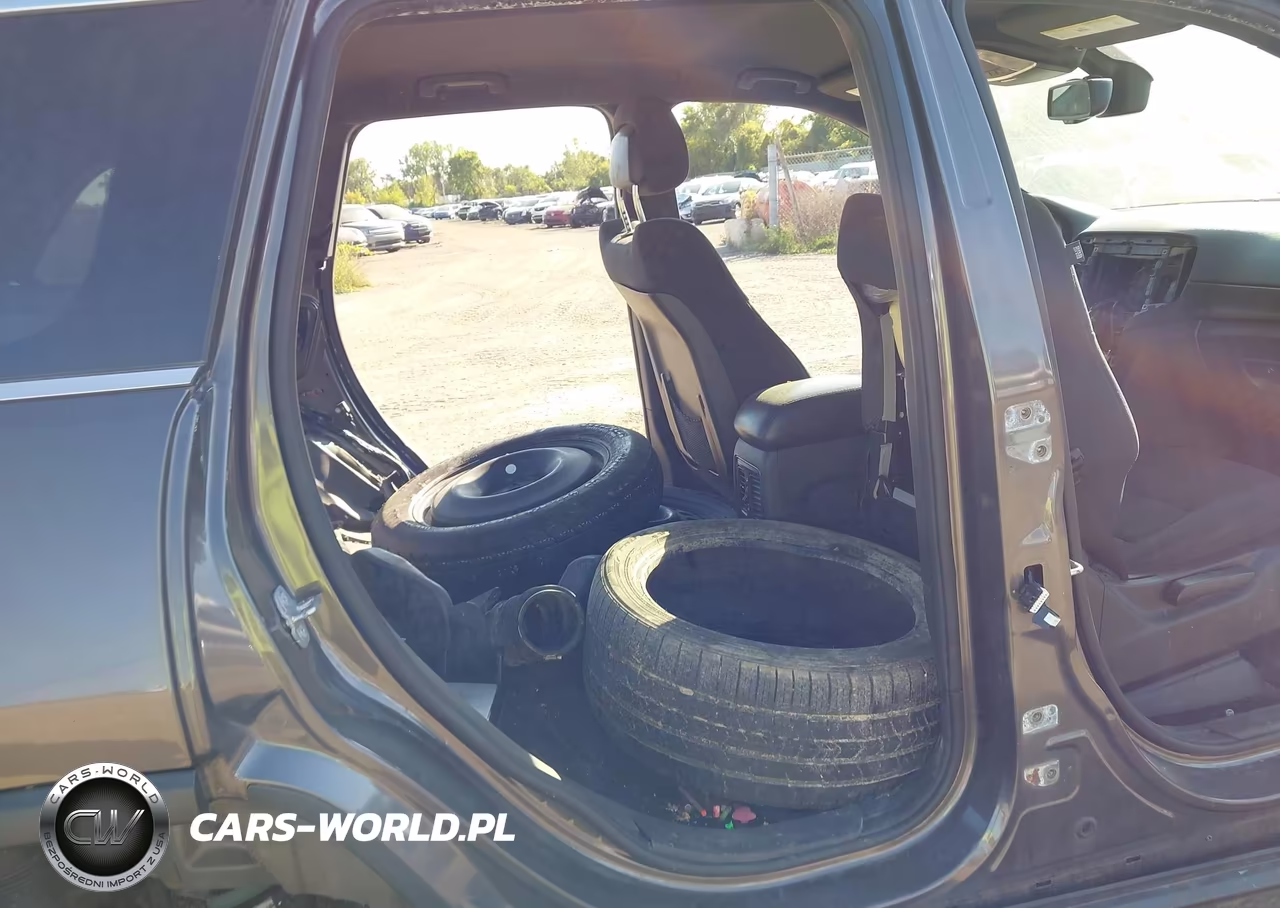 2014 Jeep Grand Cherokee Laredo VIN:1C4RJFAG8EC413535 - 8