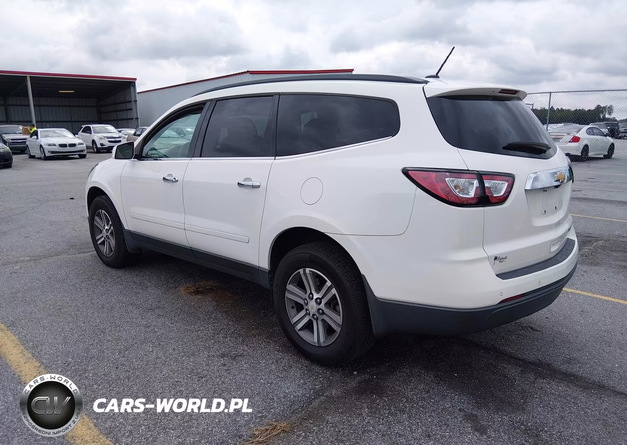 2015 Chevrolet Traverse 2Lt VIN:1GNKRHKD0FJ214591 - 3