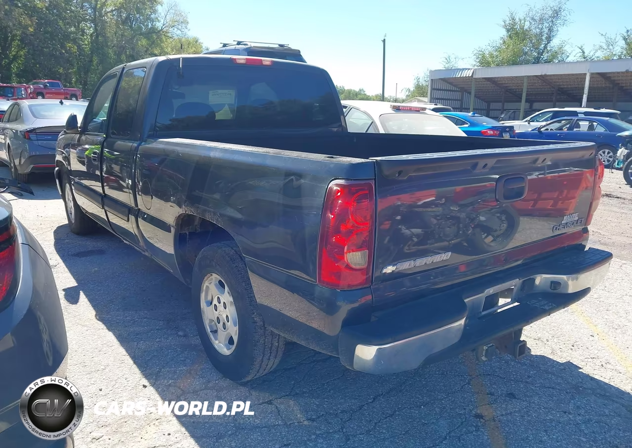 2003 Chevrolet Silverado 1500 Ls VIN:2GCEC19V231305848 - 3