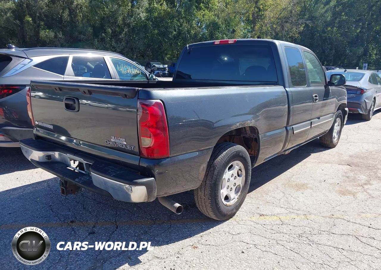 2003 Chevrolet Silverado 1500 Ls VIN:2GCEC19V231305848 - 4