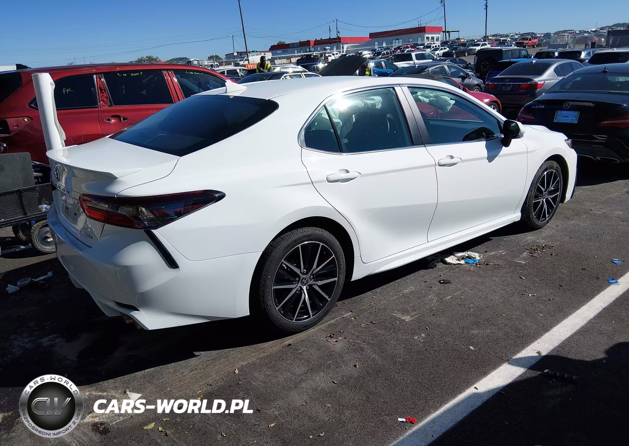 2024 Toyota Camry Se VIN:4T1G11AK1RU889958 - 4