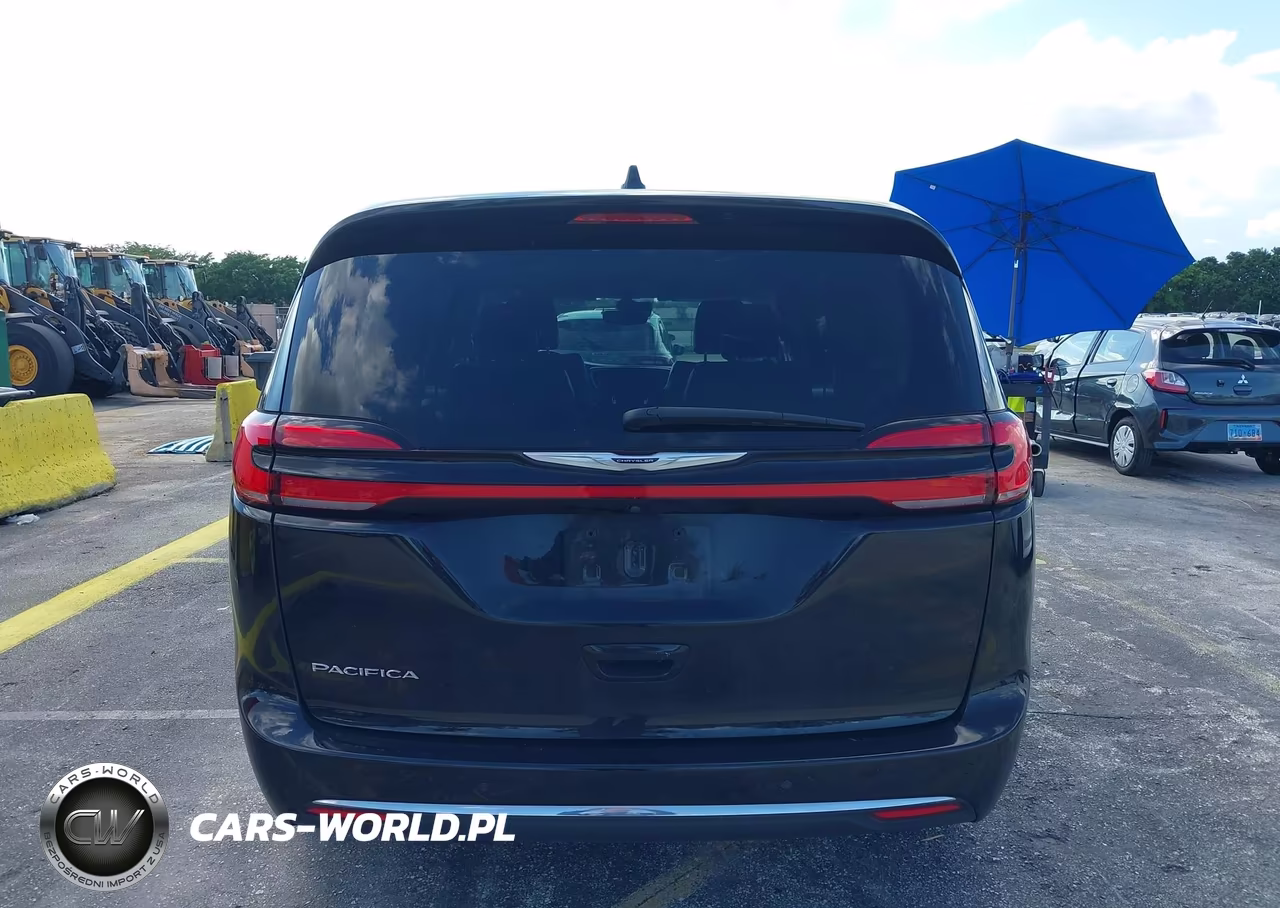 2024 Chrysler Pacifica Touring L VIN:2C4RC1BG3RR148810 - 16