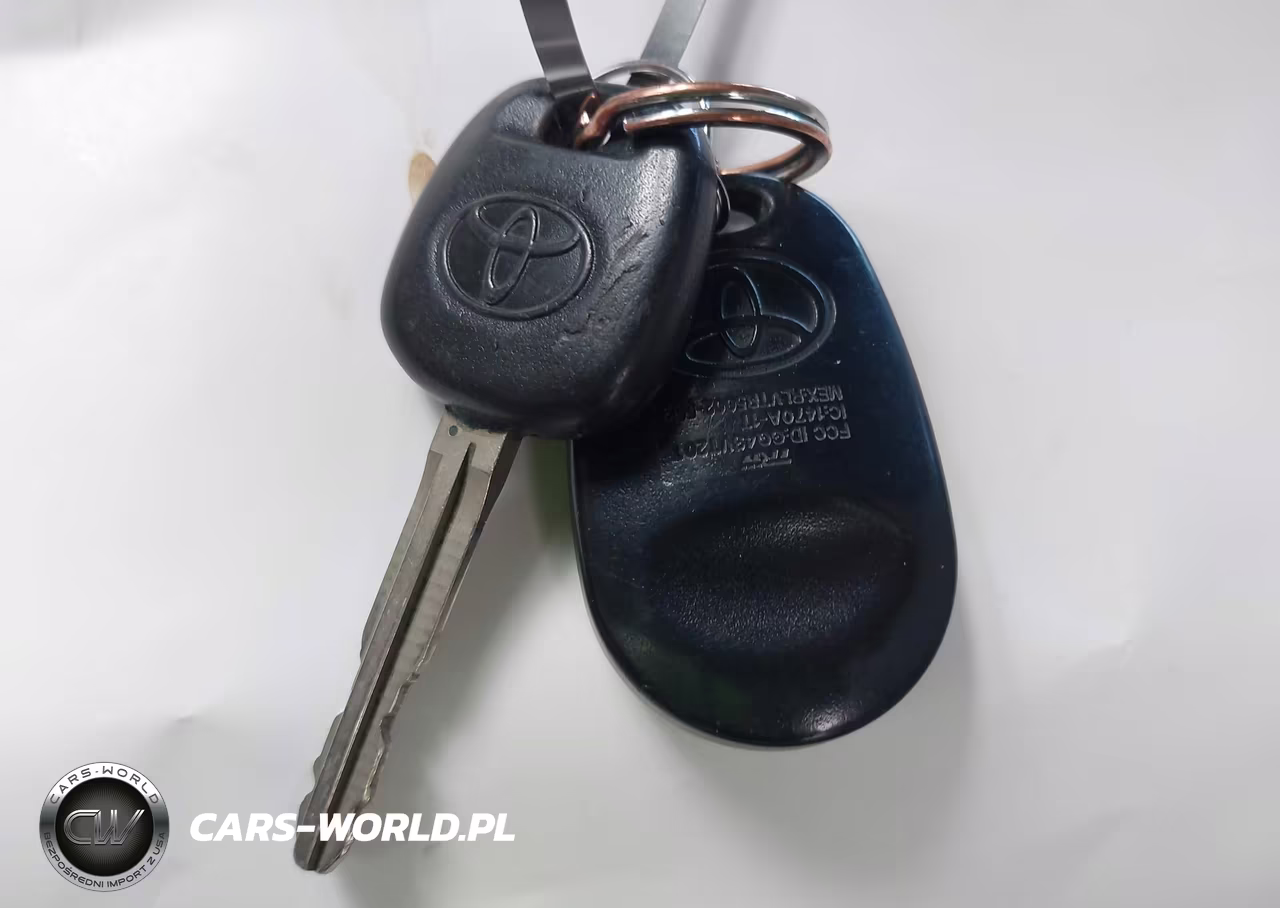 2010 Toyota Highlander Base V6 VIN:5TDBK3EH7AS027729 - 11