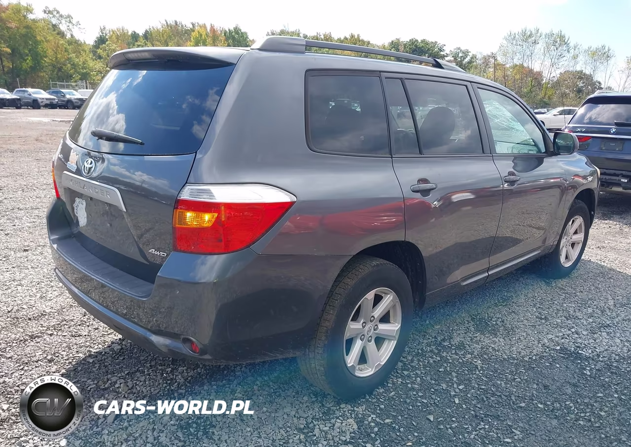 2010 Toyota Highlander Base V6 VIN:5TDBK3EH7AS027729 - 4