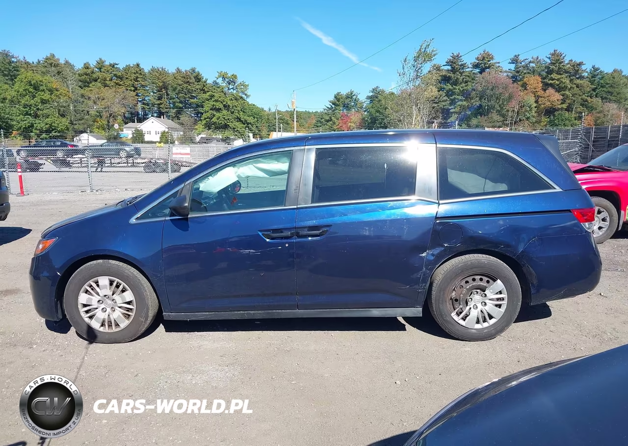 2014 Honda Odyssey Lx VIN:5FNRL5H26EB013068 - 14