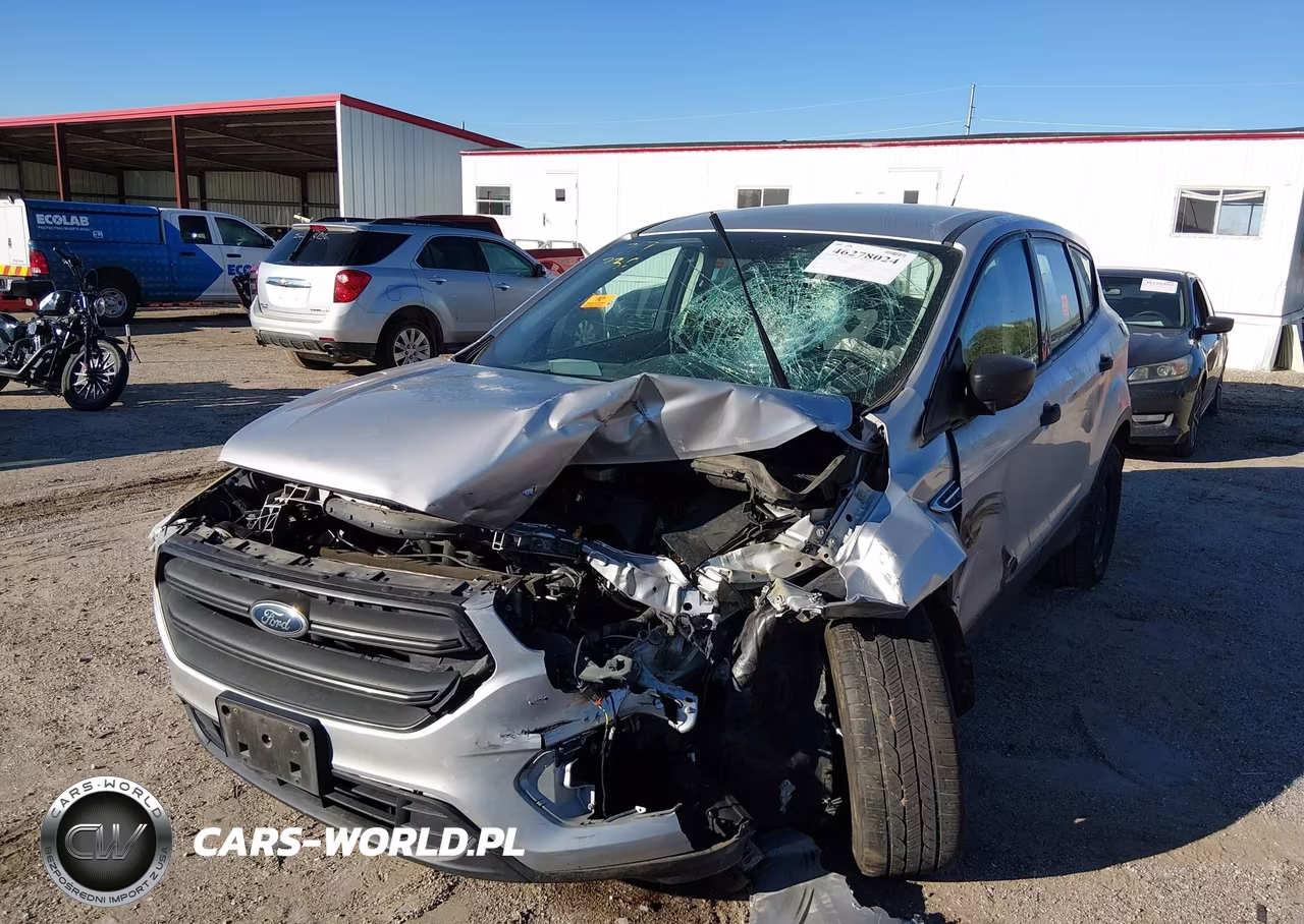 2017 Ford Escape S VIN:1FMCU0F73HUA61221 - 6