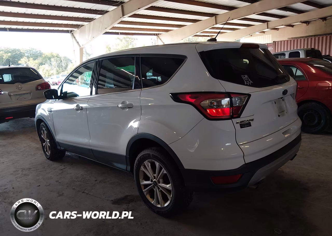 2017 Ford Escape Se VIN:1FMCU0GD2HUE39579 - 3