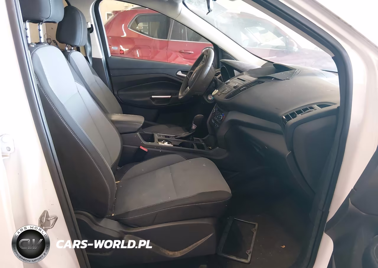 2017 Ford Escape Se VIN:1FMCU0GD2HUE39579 - 5