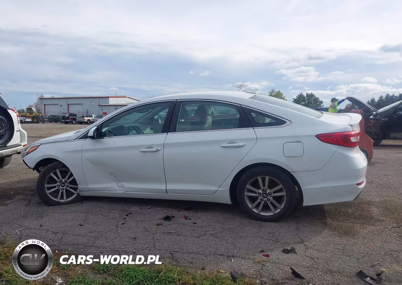 2016 Hyundai Sonata Se VIN:5NPE24AF2GH366131 - 14