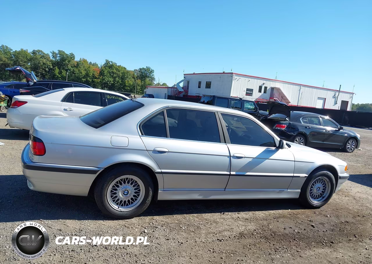 2001 BMW 740Il VIN:WBAGH83471DP22478 - 13