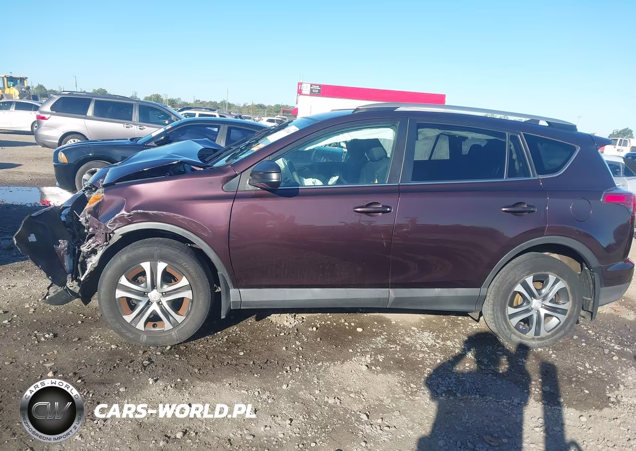 2018 Toyota Rav4 Le VIN:2T3ZFREVXJW500761 - 15