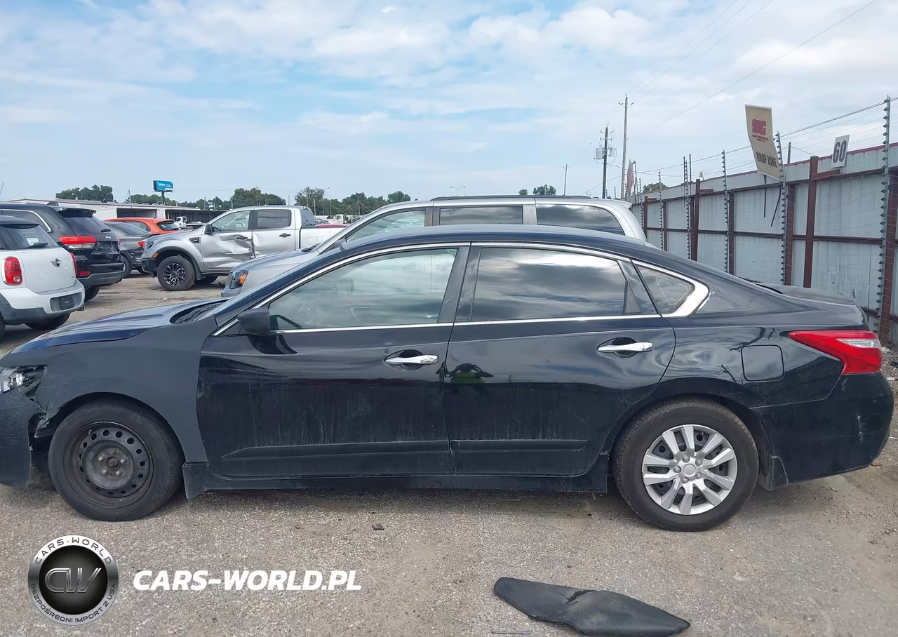 2018 Nissan Altima 2.5 S VIN:1N4AL3AP5JC475657 - 14