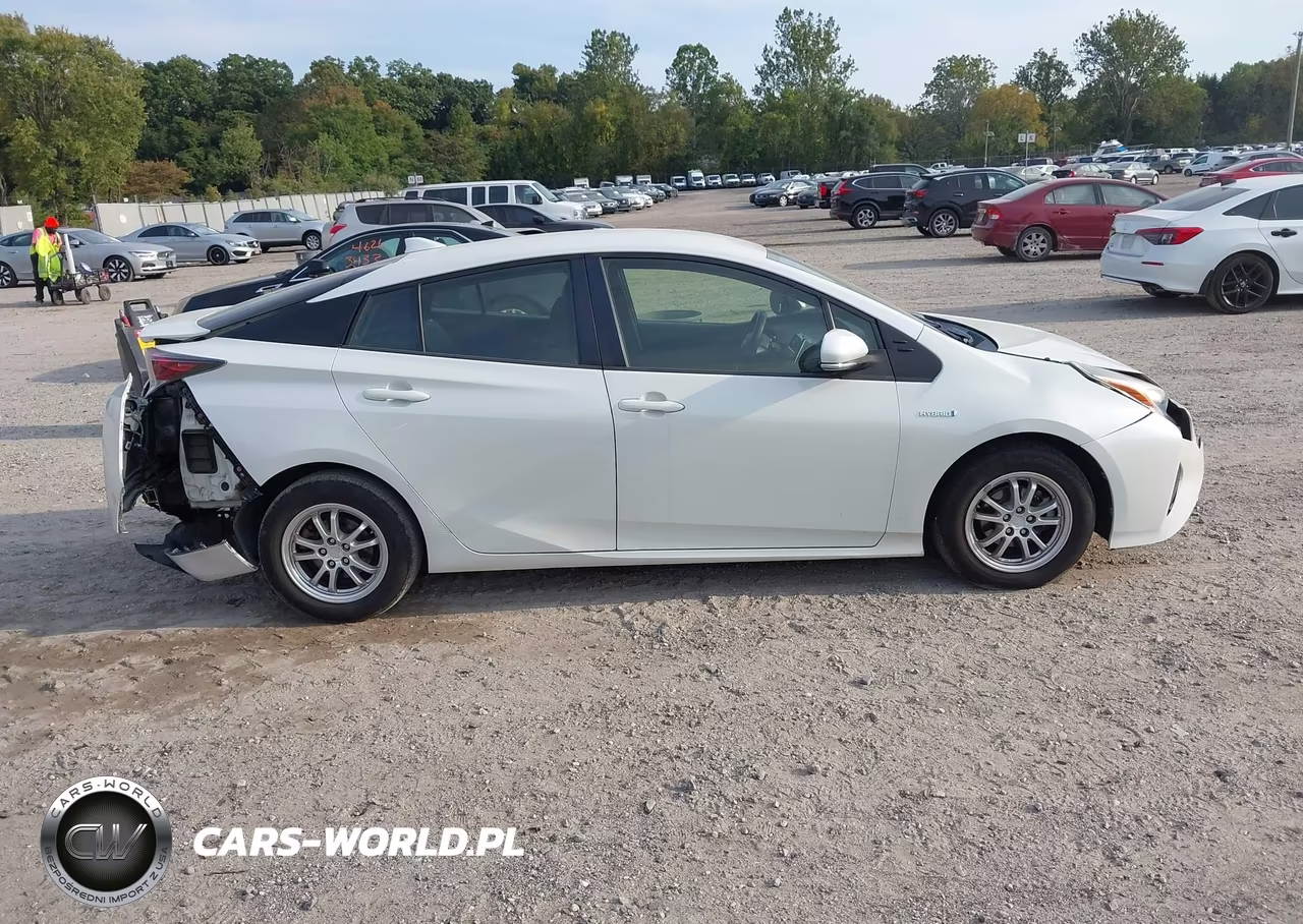 2016 Toyota Prius Two VIN:JTDKBRFU9G3010052 - 14