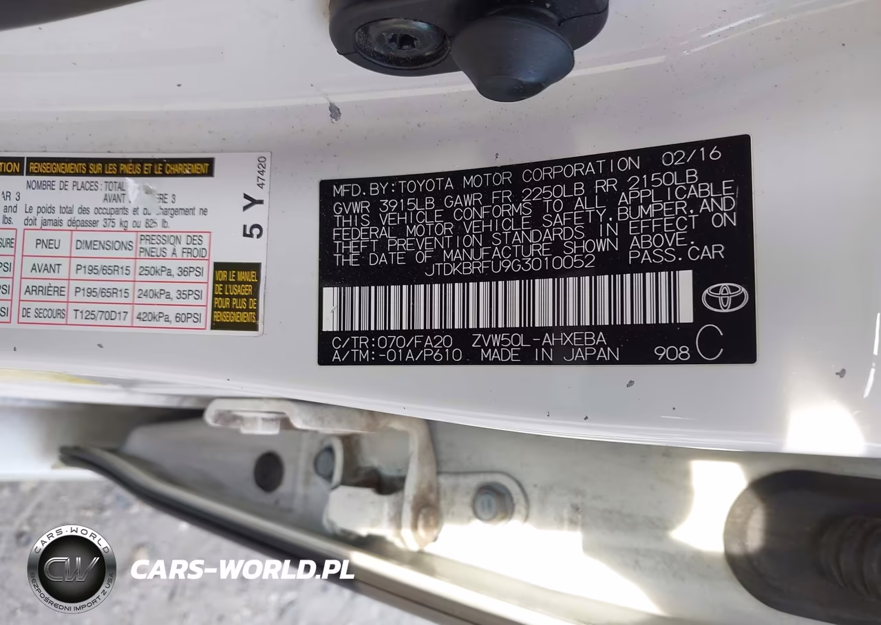 2016 Toyota Prius Two VIN:JTDKBRFU9G3010052 - 9