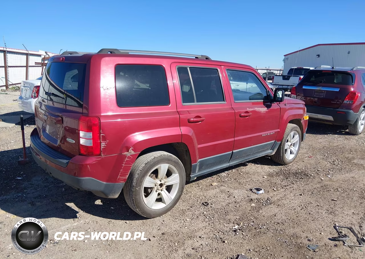 2012 Jeep Patriot Latitude VIN:1C4NJPFB1CD662963 - 4