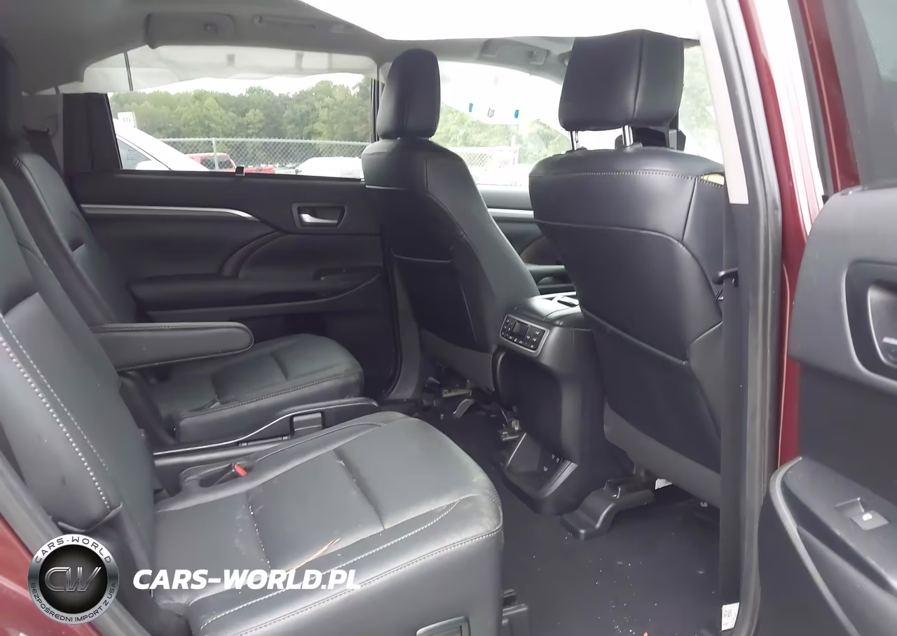 2019 Toyota Highlander Limited Platinum VIN:5TDDZRFH9KS940919 - 8