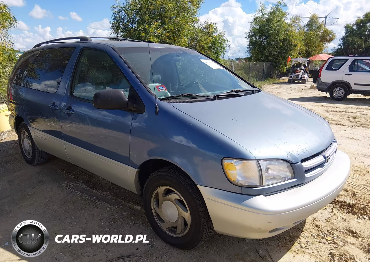 2000 Toyota Sienna Xle
