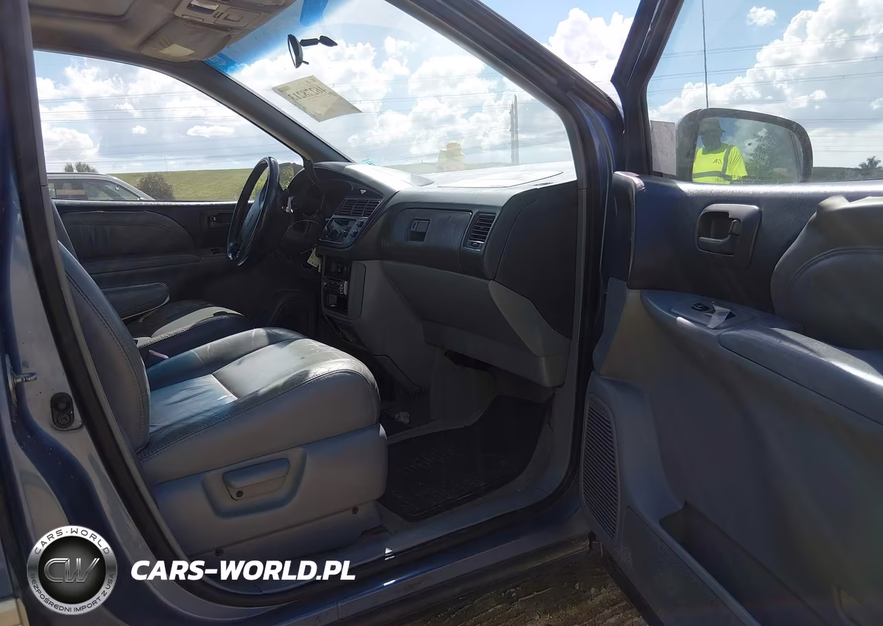 2000 Toyota Sienna Xle VIN:4T3ZF13C6YU179816 - 5
