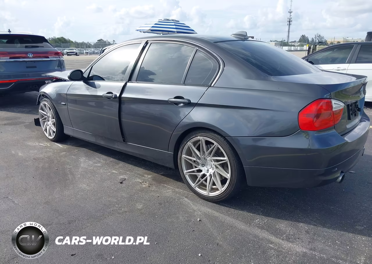 2008 BMW 335I VIN:WBAVB73578KY63858 - 3