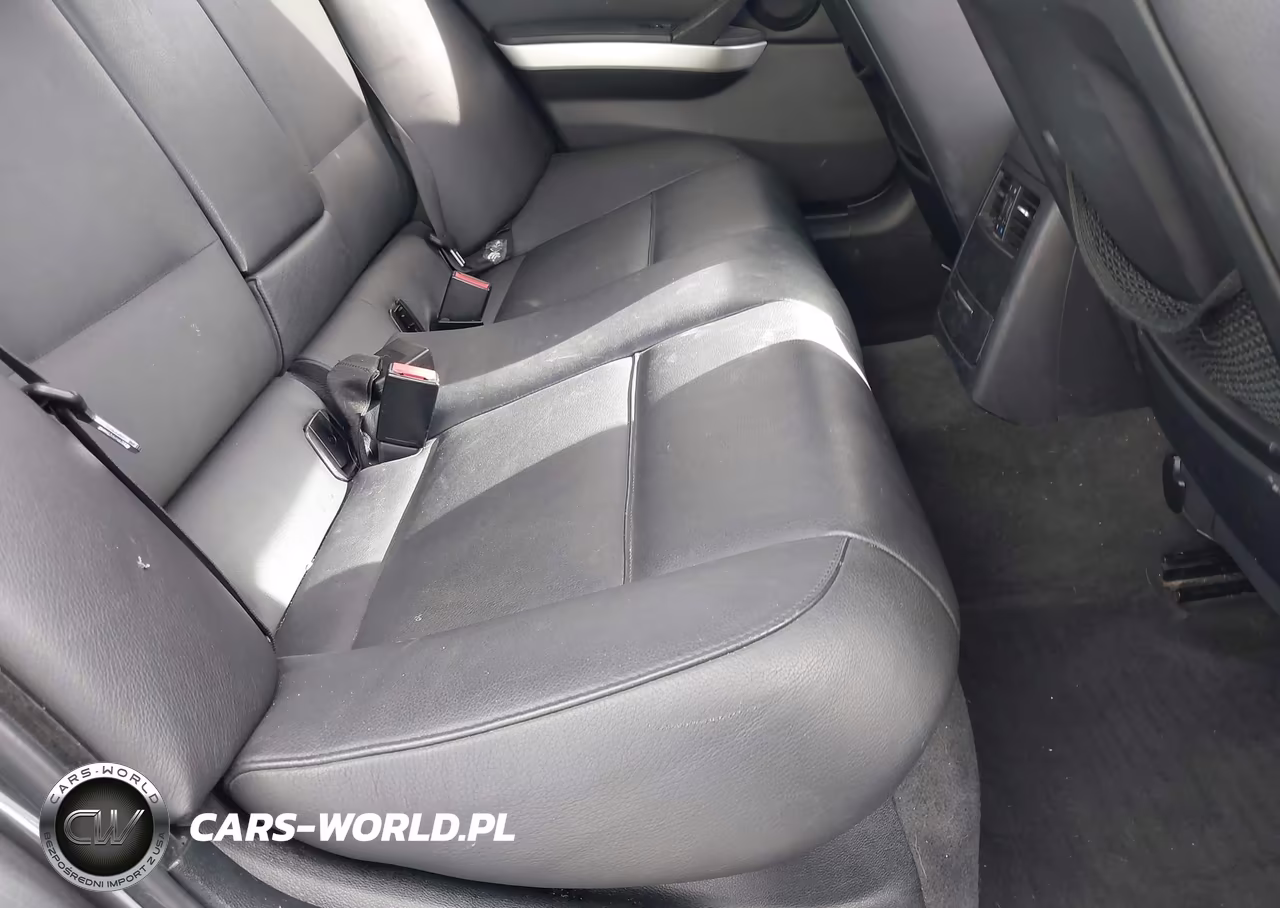 2008 BMW 335I VIN:WBAVB73578KY63858 - 8