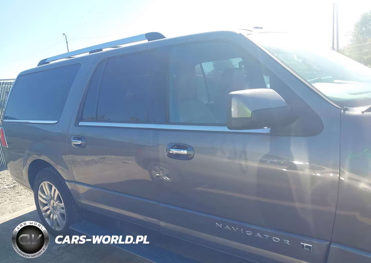 2014 Lincoln Navigator L VIN:5LMJJ3J54EEL00124 - 13