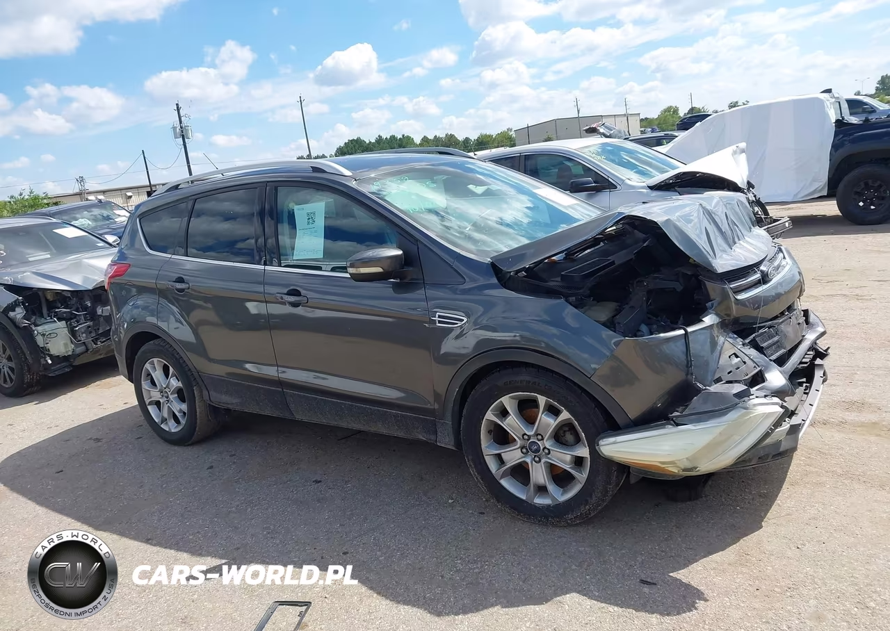 2016 Ford Escape Titanium VIN:1FMCU0JX5GUA11216 - 13