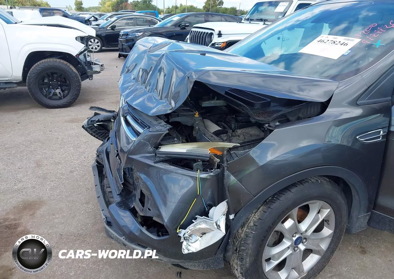 2016 Ford Escape Titanium VIN:1FMCU0JX5GUA11216 - 6