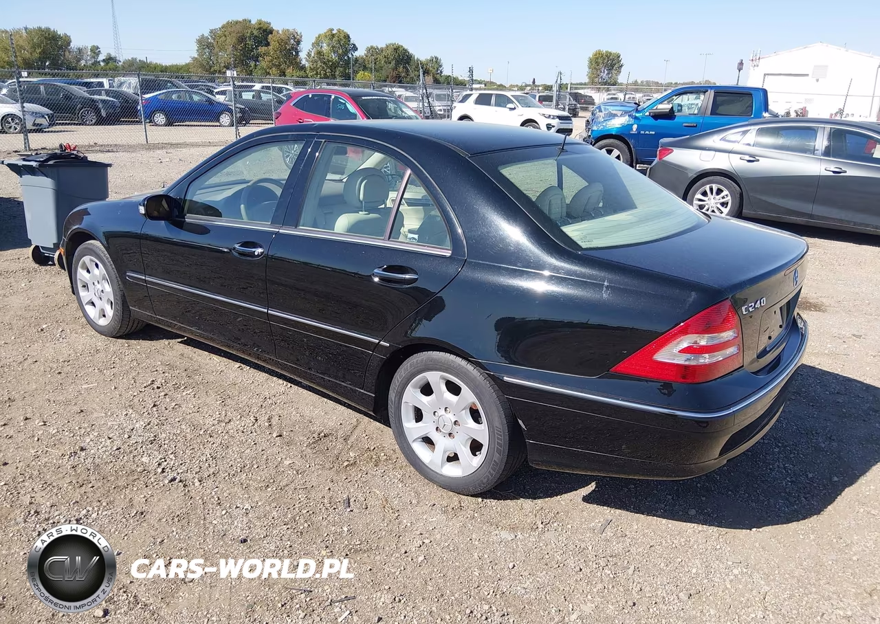 2005 Mercedes-Benz C 240 Luxury VIN:WDBRF61J05A652813 - 3
