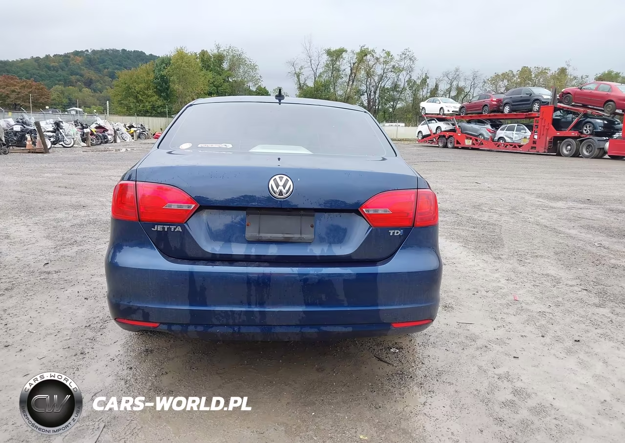 2014 Volkswagen Jetta 2.0L Tdi VIN:3VW3L7AJXEM384472 - 17