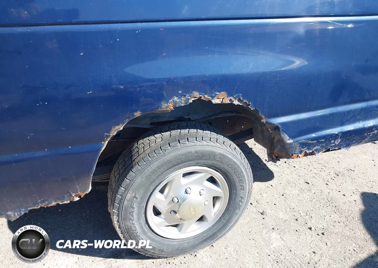 2010 Ford E-350 Super Duty Xl-Xlt VIN:1FBSS3BL2ADA95171 - 18