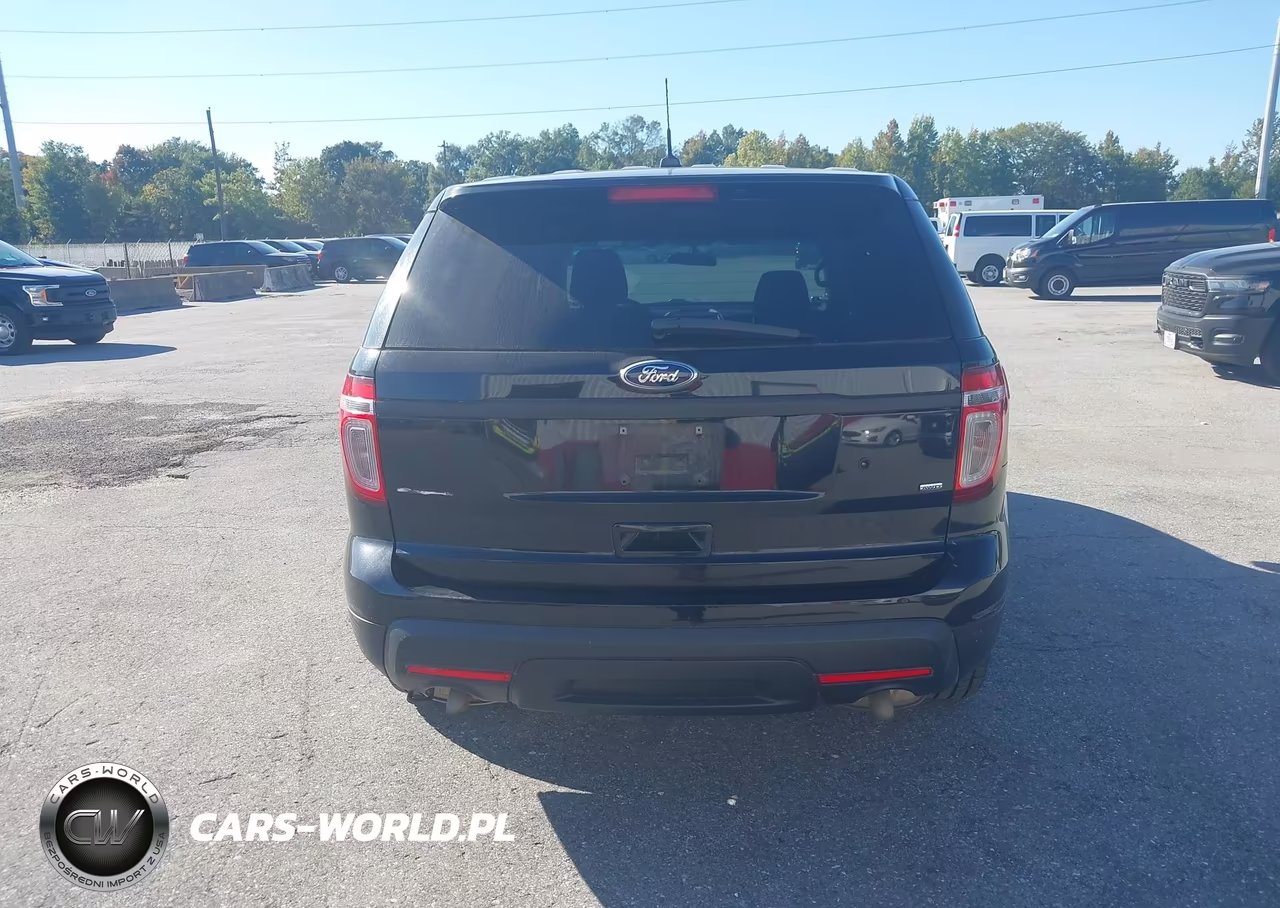 2015 Ford Utility Police Interceptor VIN:1FM5K8AR7FGC29847 - 16