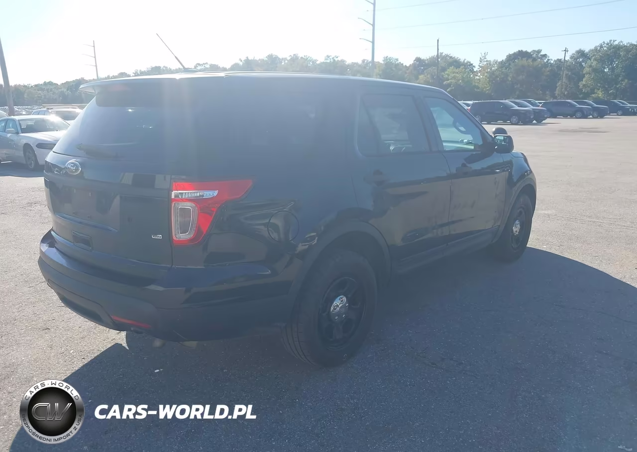 2015 Ford Utility Police Interceptor VIN:1FM5K8AR7FGC29847 - 4